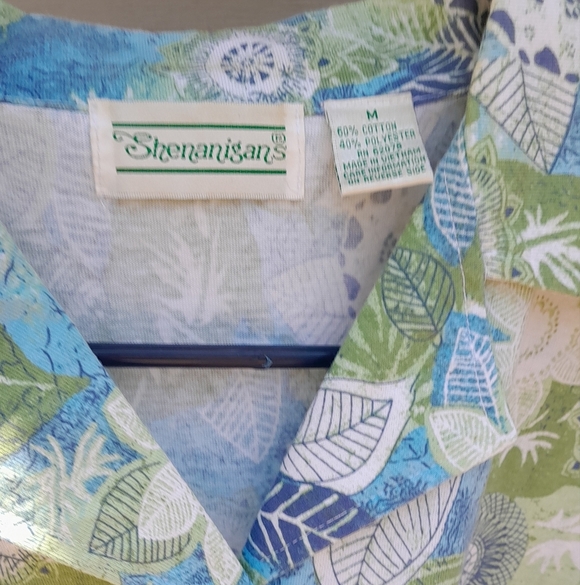 Shenanigans Tropical Green and Blue Medium  Button Down Shirt - Picture 2 of 4